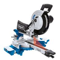 Kappzugsäge Kap254Pro Scheppach, seitliche Ansicht. Die Säge hat einen 340mm Schnittbreite und 90mm Schnitthöhe. Sie ist mit Laser- und LED-Licht ausgestattet.