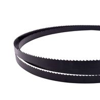 Sägeband 2360x12x0.5x6TPI BASA3, von oben fotografiert.