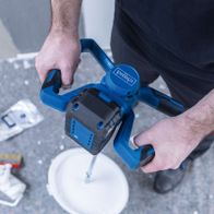 Scheppach Akku-Farb- und Mörtelrührwerk mit Akku und Ladegerät, Handgriff für präzise Bedienung