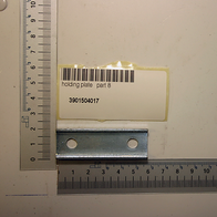Halteplatte (Teil 8) mit Beschriftung und Barcode für Scheppach-Produkt