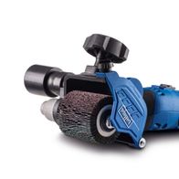 Satiniermaschine MRS500 Scheppach, Bürstenschleifer mit Schleifbürste, seitliche Ansicht.