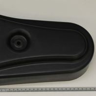 V-Band-Abdeckung mit integriertem Haltepunkt und Montagebohrung