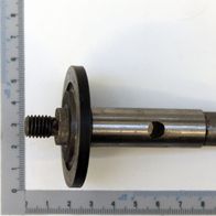 Scheppach-Sägewelle mit Flansch und Gewindeabschnitt, Teil der Sägewelle-Kompaktgruppe