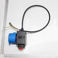 Scheppach SSK 220/50 Schaltstecker-Kombination, Ansicht von oben mit Messskala zum Größenvergleich.