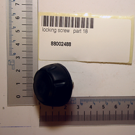 Feststellschraube (Teil 18) mit Beschriftung und Barcode