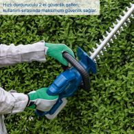 Die Akku-Heckenschere C-HT570-X von Scheppach verfügt über einen schnellen Stoppmechanismus und einen 2-Hand-Sicherheitsschalter, der maximale Sicherheit während der Nutzung bietet.