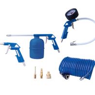 Kompressor-Zubehör-Set mit Farbspritzpistole, Reifenfüller, Sprühpistole, Ausblaspistole und verschiedenen Adaptern. Gezeigt von vorne.