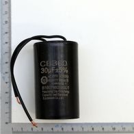 Elektrischer Kondensator CBB60 mit 30 µF und 450V AC, 50/60Hz, Markierung und Herstellerangabe