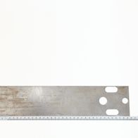 Ausgleichsblech mit Bohrungen, langes Stück, 495 mm Länge