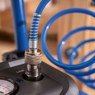 Scheppach-Druckmessgerät mit Schlauchanschluss für Kompressor