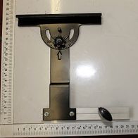 Querschneidlehre von Scheppach, gezeigt von vorne auf weißem Hintergrund.