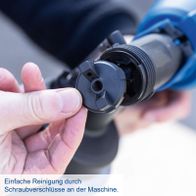 Einfache Reinigung durch Schraubverschlüsse an der Maschine für Akku-Farbsprühsystem