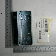 Halterungsplatte hinten kpl. von Scheppach, gezeigt von der Seite.