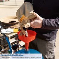 Kompatible Strahlmittel für das mobile Sandstrahlgerät SBT-80: Glasperlen, Siliciumcarbid und Aluminiumoxid.