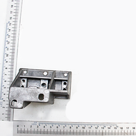 Konsole für Schwenksegment von Scheppach. Gezeigt von der Seite mit einem Lineal zur Größenveranschaulichung.