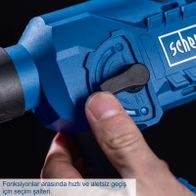 Handbetätigter Akku-Bohrhammer mit Schnellwechsel-System für schnelle und toolfreie Umstellung