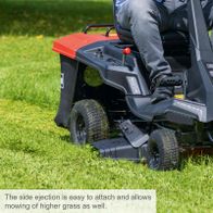 Der seitliche Auswurf ist einfach anzubringen und ermöglicht auch das Mähen von höherem Gras.