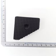 Gummifuß von Scheppach, gezeigt von der Seite mit einem Lineal zur Größenveranschaulichung.