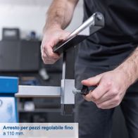 Regelbarer Werkstückhalter für Scheppach-Untergestell bis-gemessen 110 mm