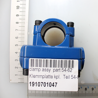 Ein blauer Scheppach-Klemmring mit der Bezeichnung 'clamp assy part 54-62' und der Artikelnummer 1910701047.