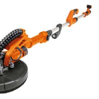 Wand- und Deckenschleifer IX-WS925 IXES von Scheppach, seitliche Ansicht mit Schleifscheibe und Griff.