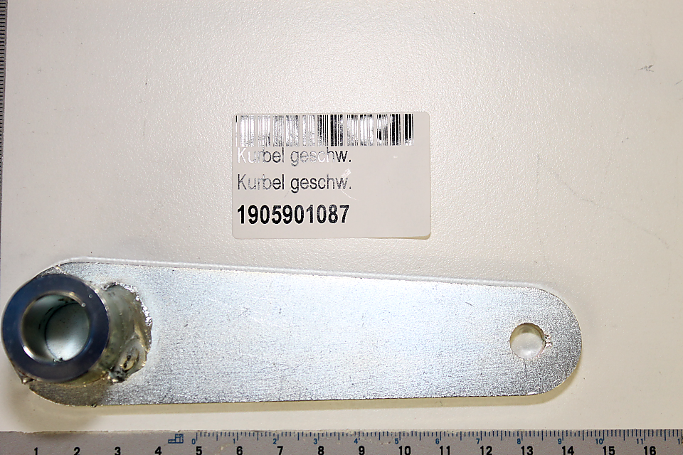 Kurbel geschw. mit Metallgriff und Loch, Artikelnummer 1905901087, von vorne fotografiert.