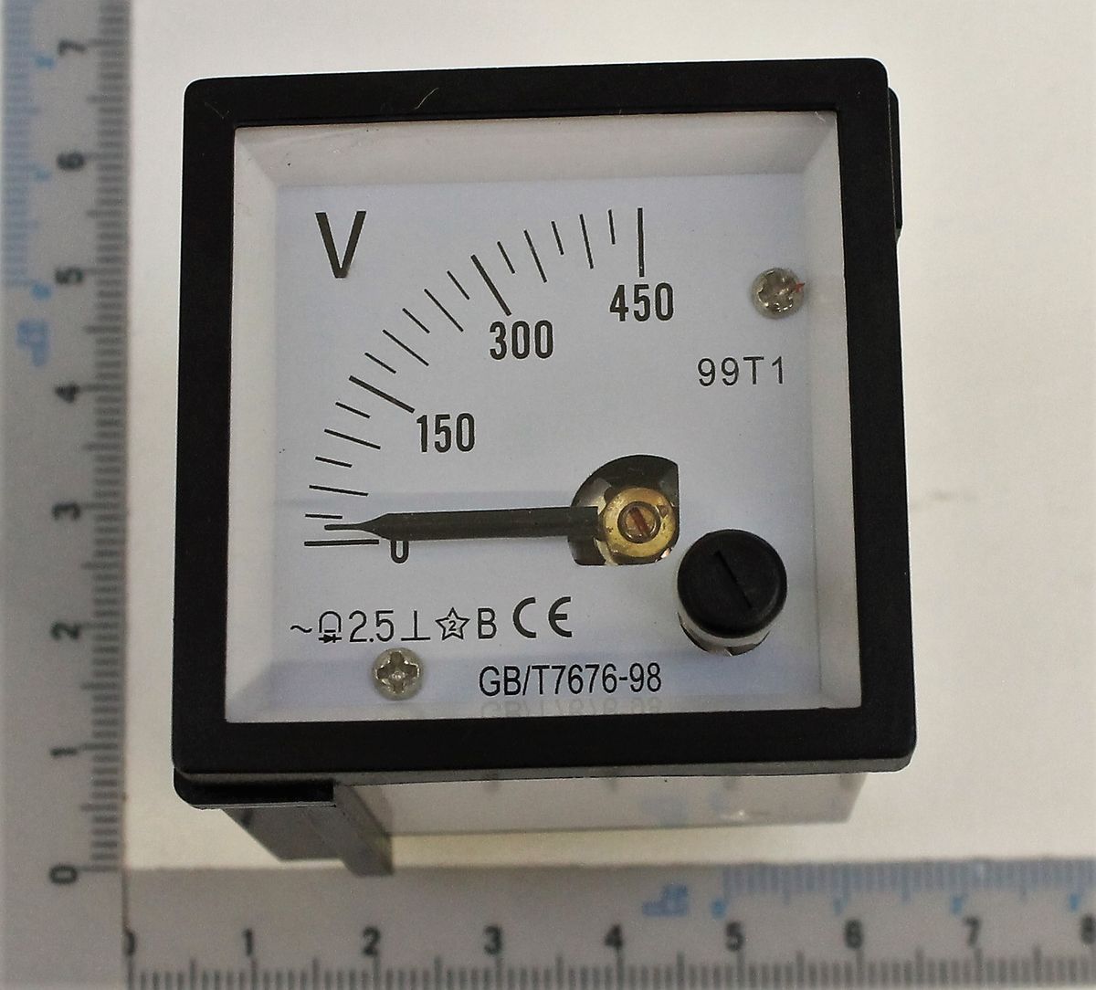 Elektrisches Messgerät mit Spannungsmessfunktion (V), Markierung bis 450 V, GB-Norm GB/T7676-98