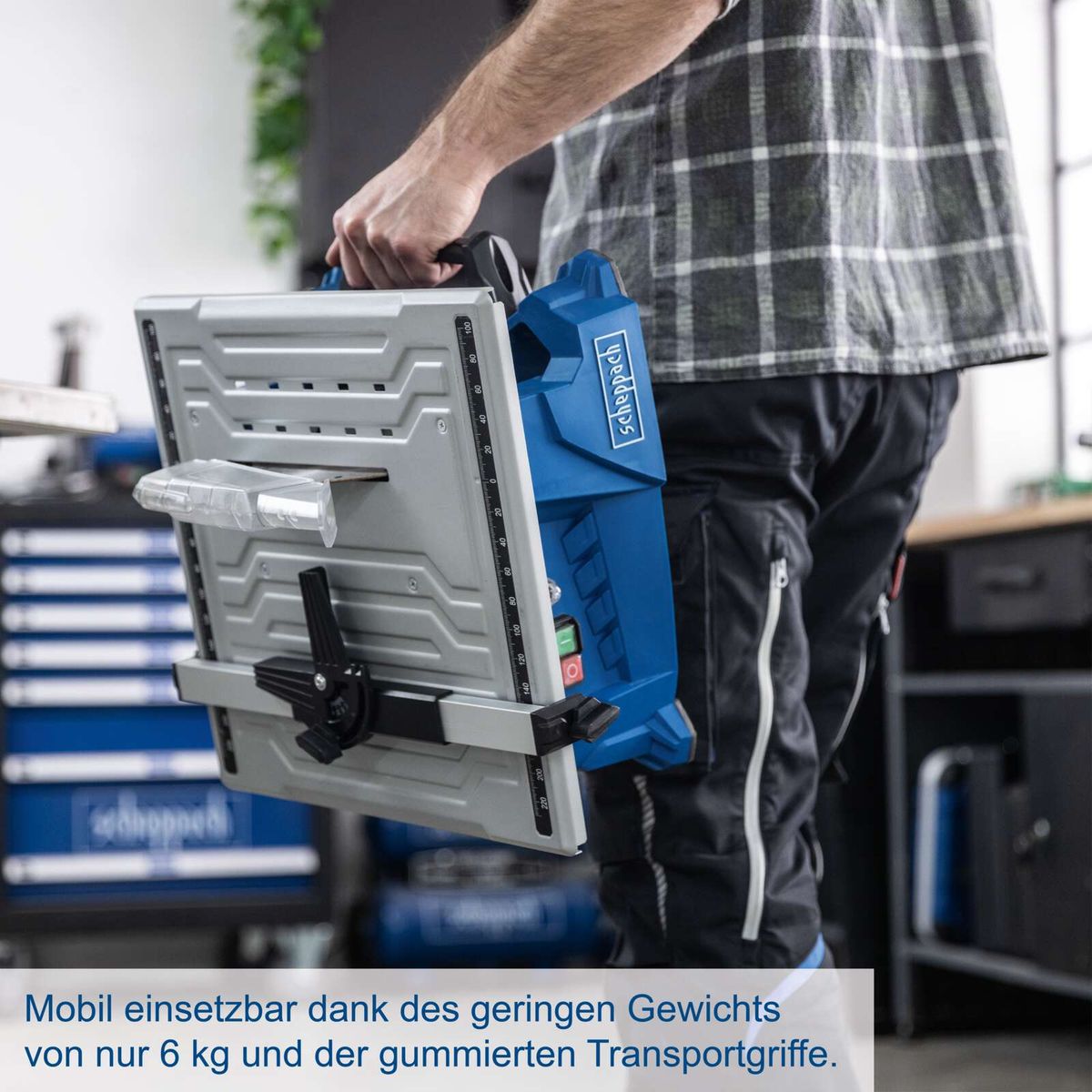 Mobil einsetzbarer Stein- und Fliesenschneider mit leichtem Gewicht und ergonomischen Transportgriffen