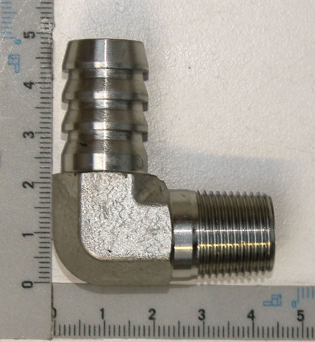 Scheppach-Winkelverbindung mit Gewinde für Schlauchanschluss, Teil der Winkel H 3/8"