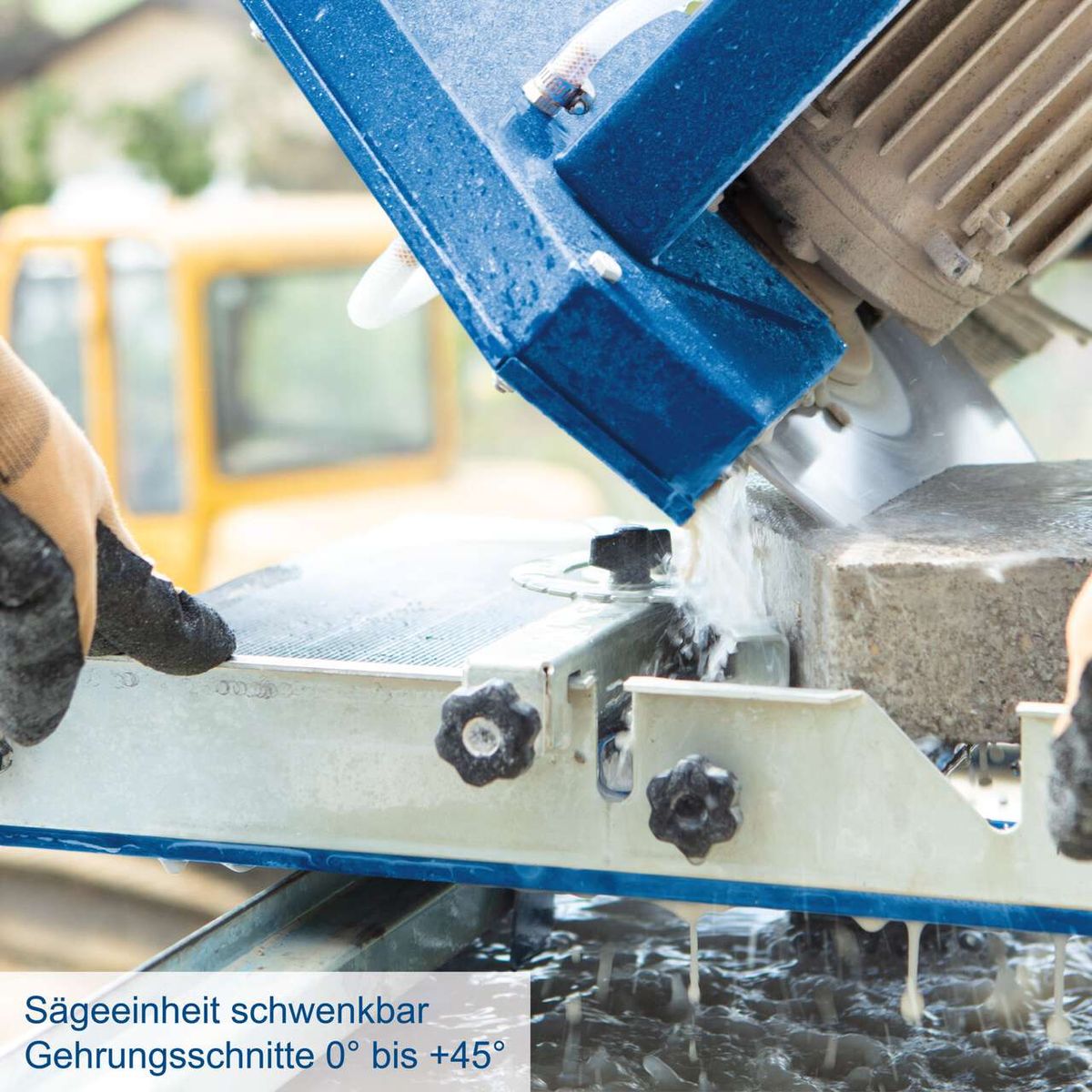 Steintrennmaschine mit schwenkbarer Sägeeinheit für Gehrungsschnitte von 0° bis +45°