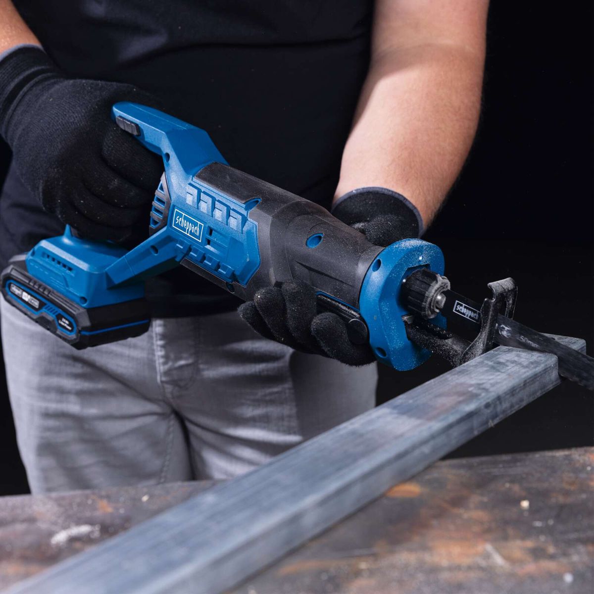 Scheppach-Werkzeug mit ergonomischem Griff und Sicherheitsfunktionen