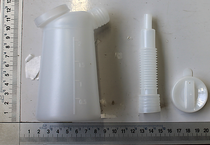 Scheppach-Ölflasche mit Messmarkierung und Auslaufventil