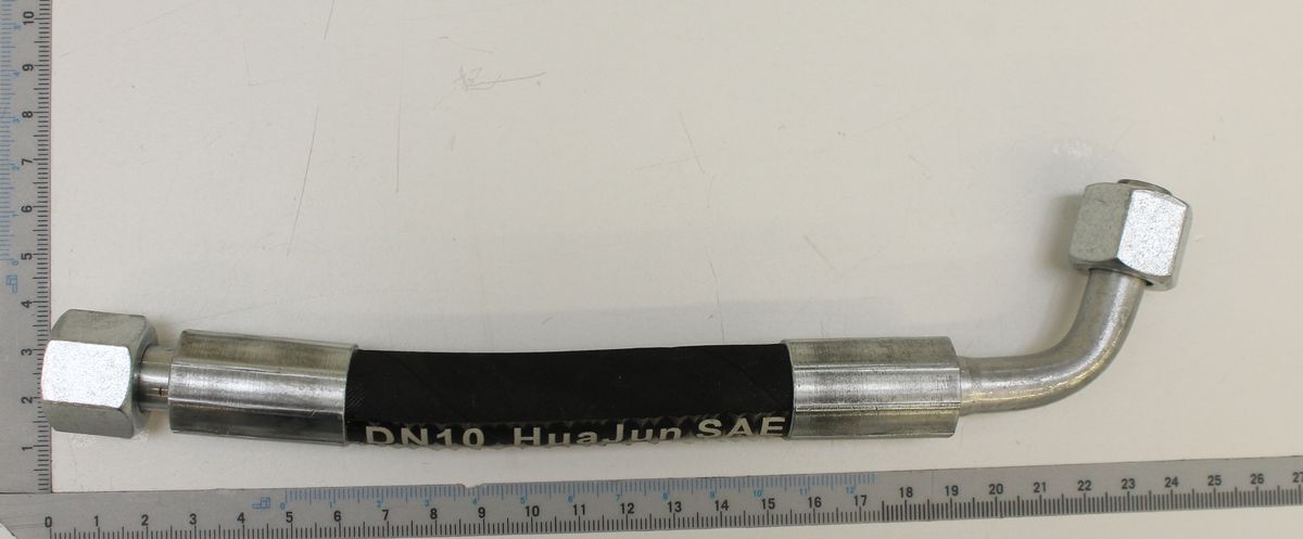 Hydraulikschlauch mit DN10-Markierung und M18-gewindeverbindungen, Teil eines Sets