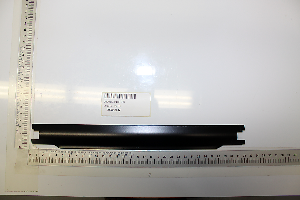 Leitblech Teil 115, Artikelnummer 3902205002, von der Seite betrachtet.