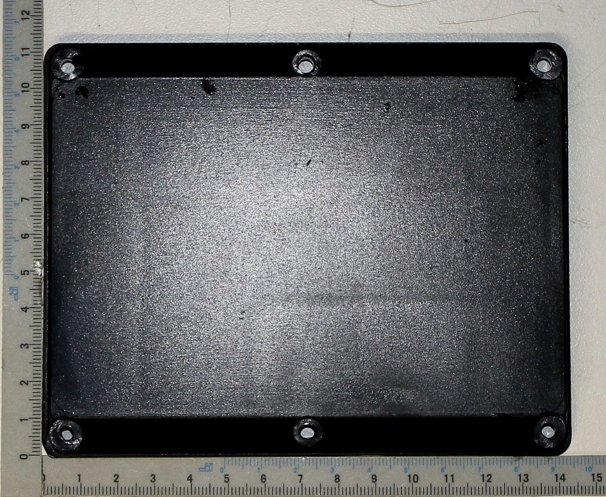 Klemmkastendeckel mit integrierter Skala für präzise Messung