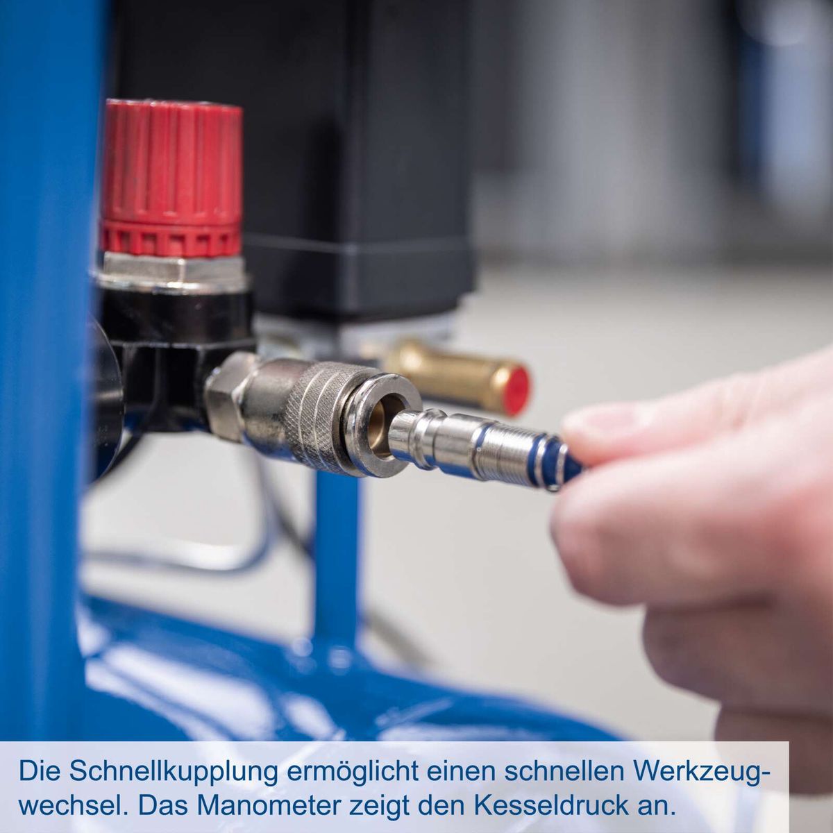 Schnellkupplung für schnellen Werkzeugwechsel; Kesseldruckanzeige durch Manometer