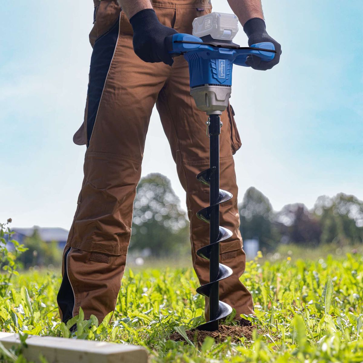 Scheppach-Pfahlrührer mit spiralförmiger Schnecke für Bodenverarbeitung