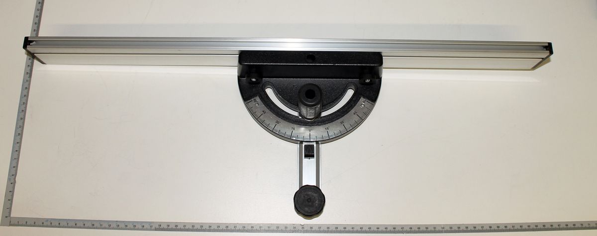 Scheppach-Querschneidlehre mit integriertem Winkelmesser und Messskala