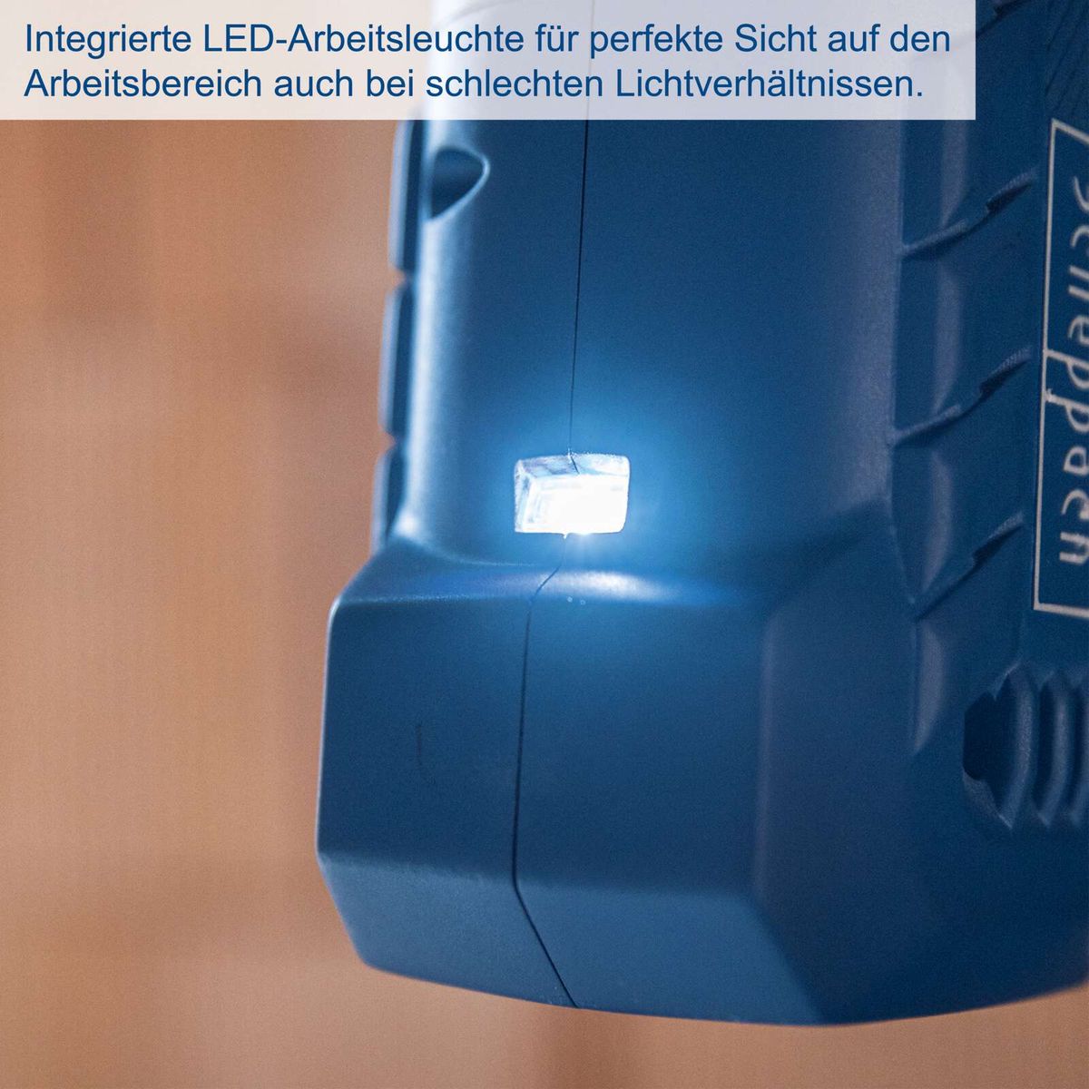 LED-Arbeitsleuchte für bessere Sicht im Arbeitsbereich bei schlechten Lichtverhältnissen