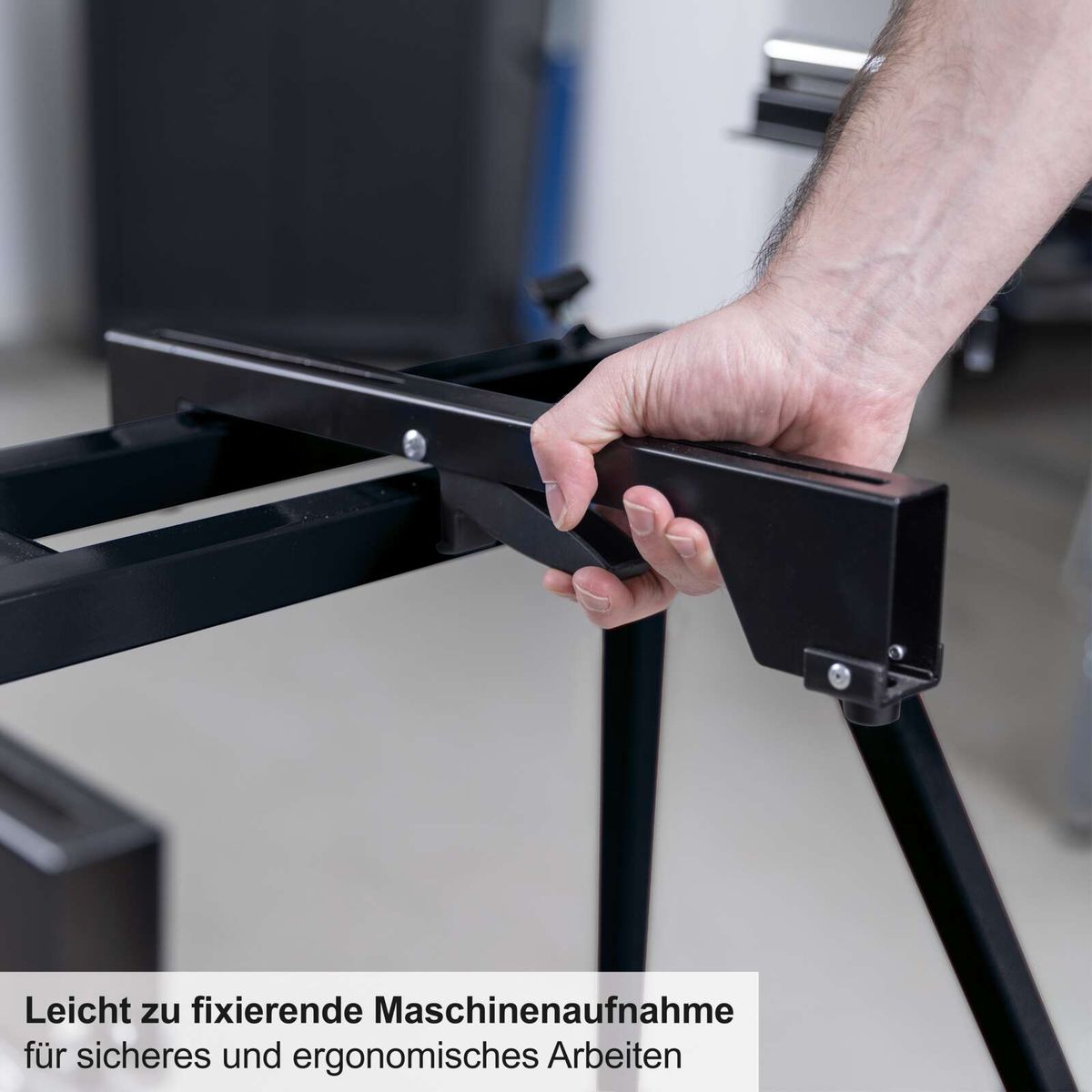 Ergonomische und sichere Fixierung für Maschinenaufnahme im Untergestell UUG1550-BE