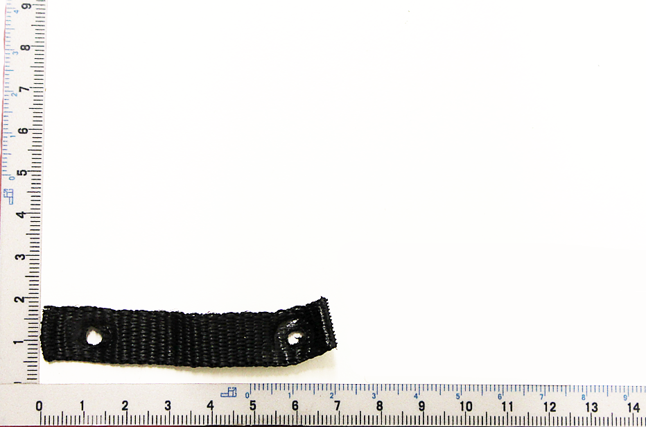 Gewebeband mit zwei Löchern für Befestigung, Maßband zur Orientierung