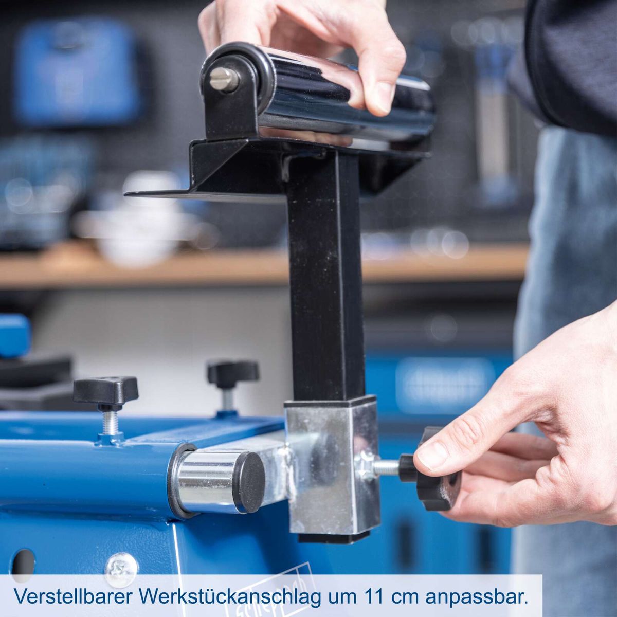 Verstellbarer Werkstückanschlag mit 11 cm Anpassungsmöglichkeit für präzise Positionierung