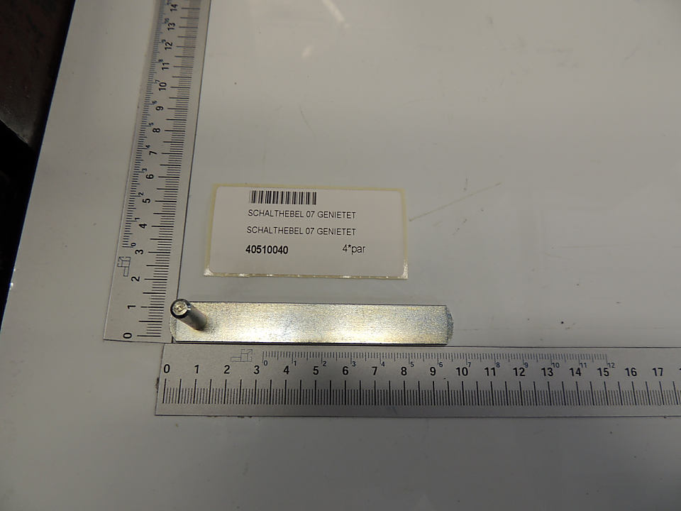 Genieteter Schalthebel (Scheppach, Modell 40510040) mit Beschriftung