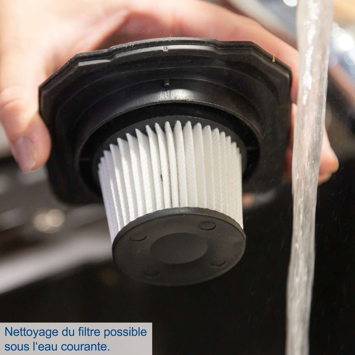 The filter of the cordless hand-held vacuum cleaner C-HVC150-X can be cleaned under running water.