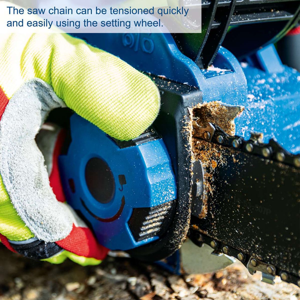 The saw chain can be tensioned quickly and easily using the setting wheel.
