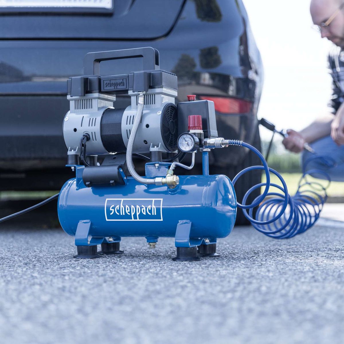 Scheppach-Kompressor mit integriertem Ölfreimodus, 6-Liter-Tank und 8-Bar-Leistung, für präzise Anwendungen