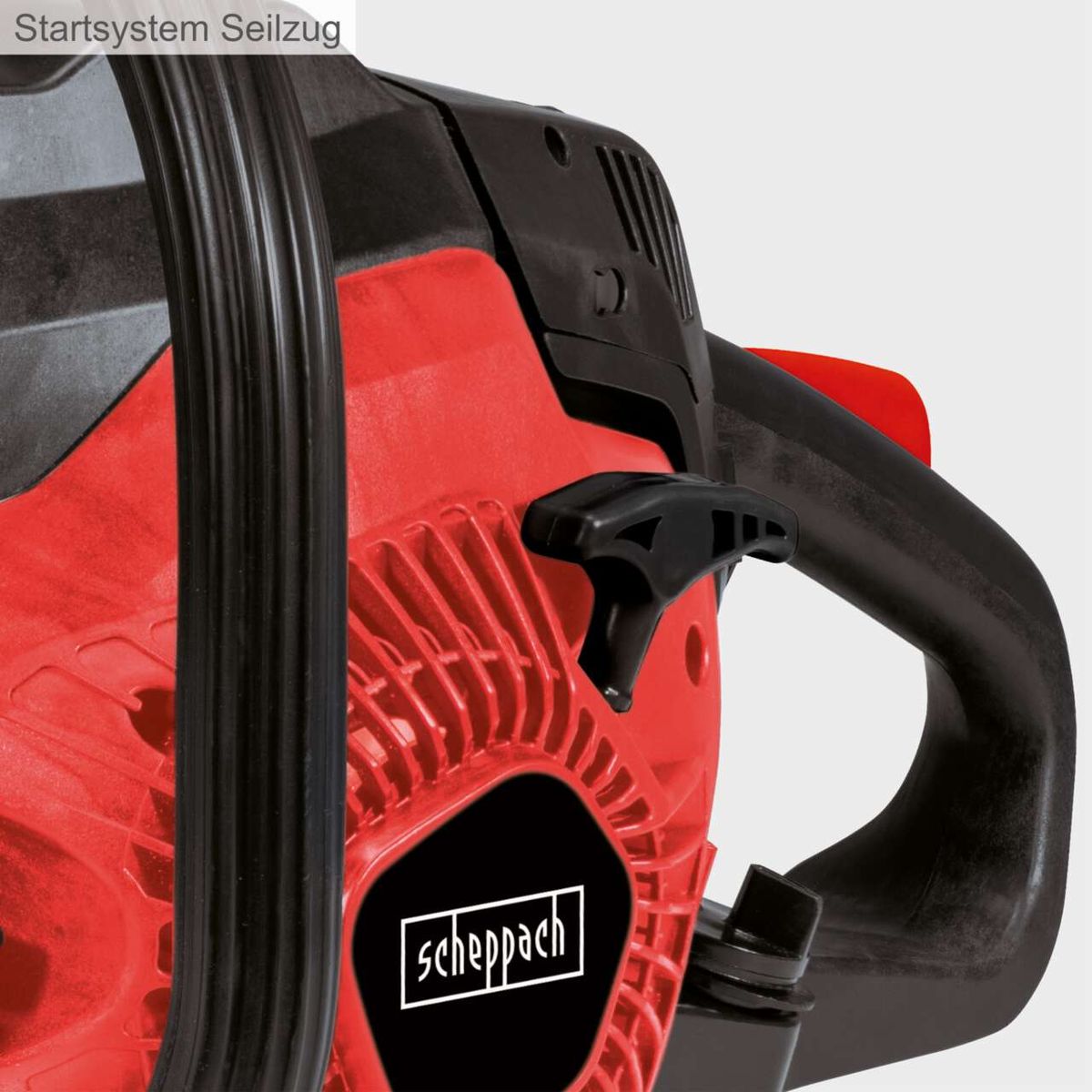 Das Scheppach Benzin Kettensäge-Modell CSP49-4T verfügt über ein Seilzug-Startsystem. Die Säge hat eine Schnittlänge von 35 cm und ist mit einem 4T-Motor ausgestattet.