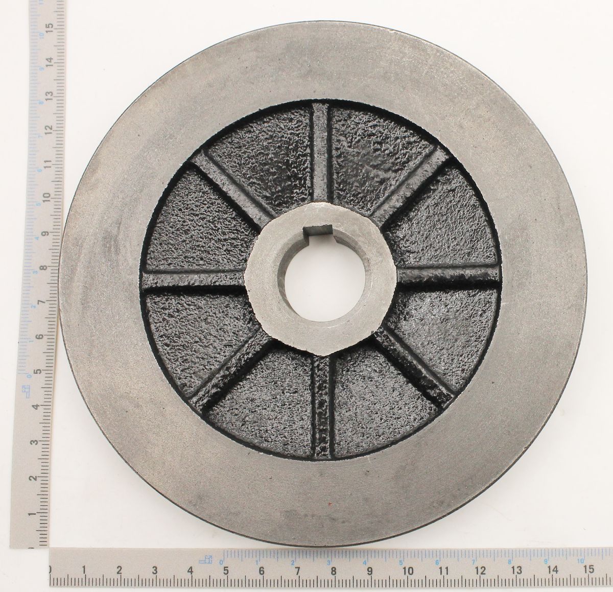 Scheppach-Skala mit geteilten Messbereichen für präzise Außenmessungen