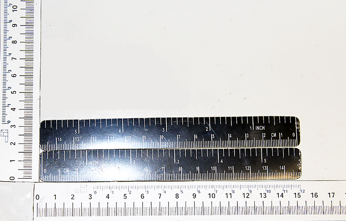 Scheppach-Messskala mit Inch- und Zentimeter-Markierungen für Drehteller