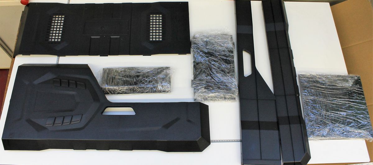 Plastikgehäuse-Set für Scheppach-Produkte, teilweise mit Schutzfolie